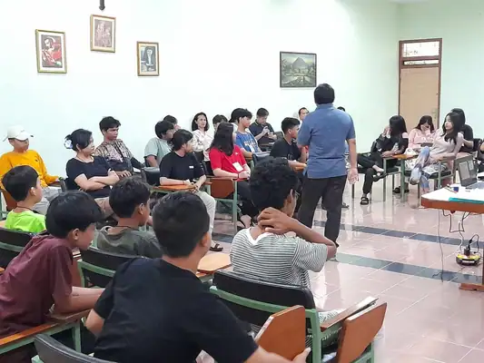 Camp Perdamaian, foto 17