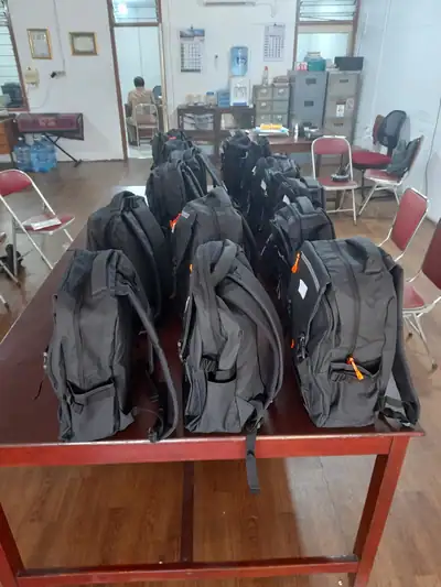 Pembagian Tas & Perlengkapan Sekolah, foto 10