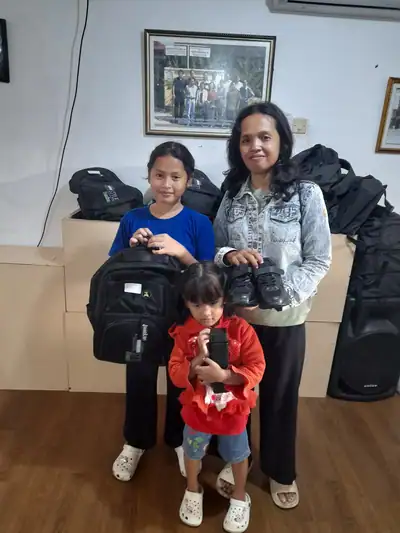 Pembagian Tas & Perlengkapan Sekolah, foto 16