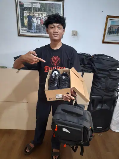 Pembagian Tas & Perlengkapan Sekolah, foto 20
